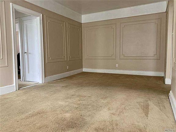 3rd image of 47-44 43rd St