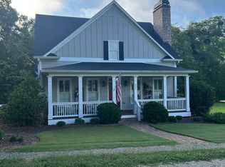 527 Village Rd, Madison, GA 30650