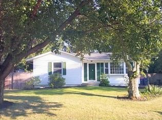 106 Cottonwood Rd, New Bedford, MA 02745