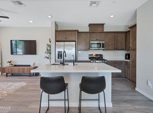 4601 S Renaissance Dr #101, Gilbert, AZ 85297