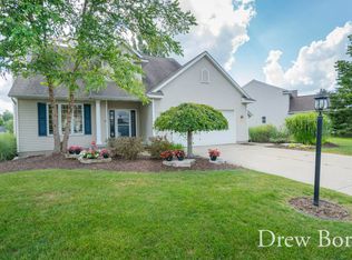 7960 Thornapple Club Dr SE, Ada, MI