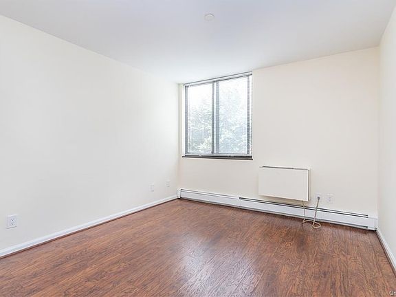 5th image of 16 Ross St #1-B