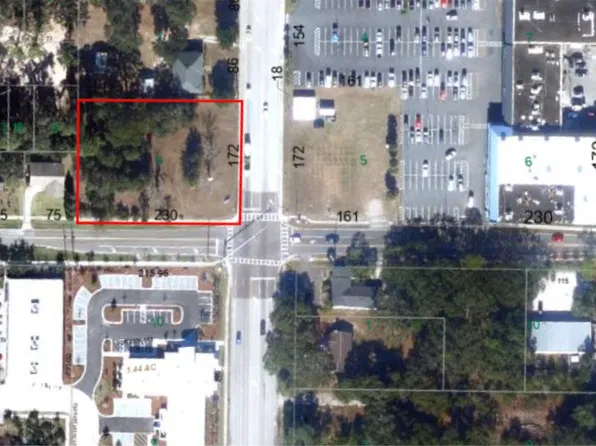 1127 S 14th St, Fernandina Beach, FL 32034