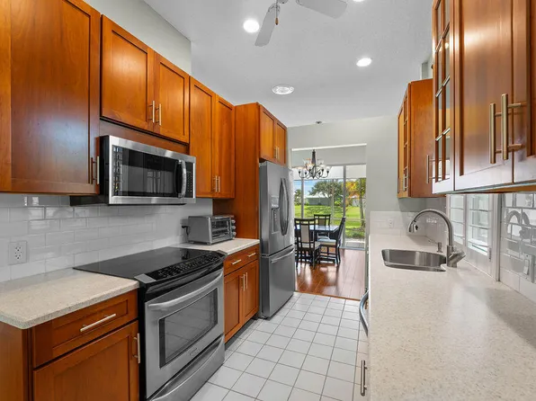 2149 SW Mayflower Drive, Palm City, FL 34990