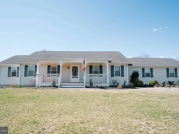 1437 Whitacre Rd, Gore, VA 22637