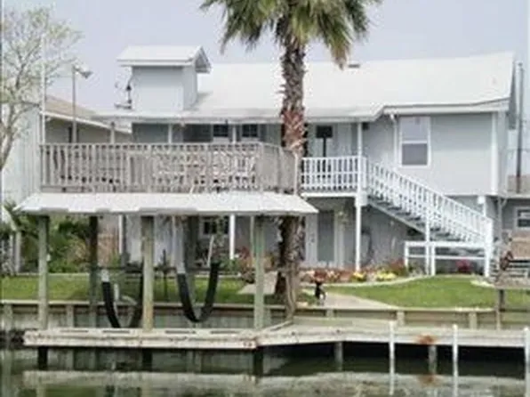 233 Barracuda St, Bayou Vista, TX 77563