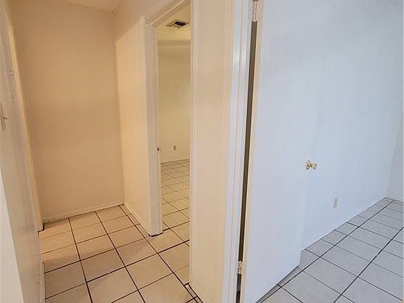 5th image of 1609 Jones St APT A