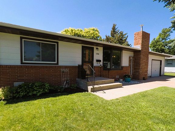 3rd image of 2706 Pawnee Ave