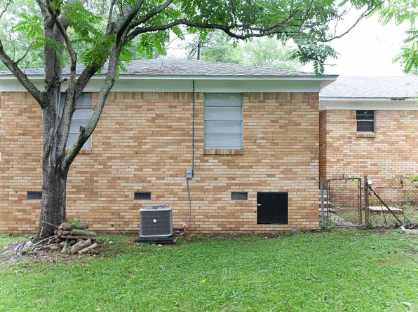 4207 & 4209 Moss St, North Little Rock, AR 72118