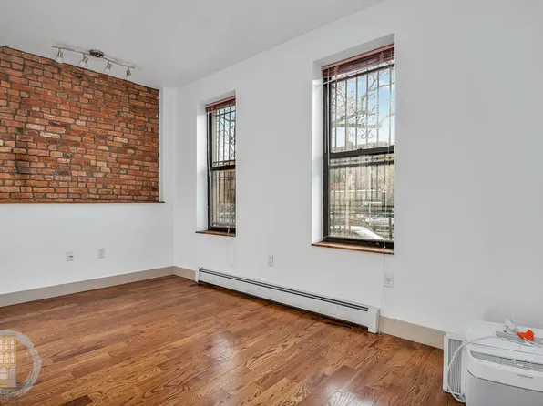 1886 Eastern Parkway image 1 of 10