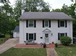 220 W Porter St, Salem, IL 62881