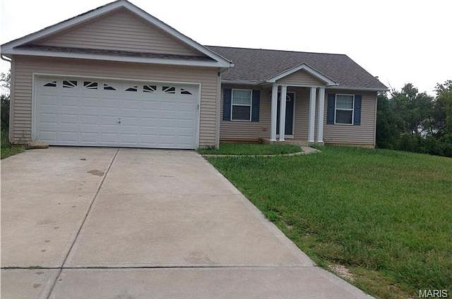 1st image of 301 Cuivre Valley Dr