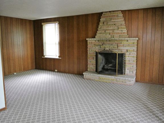 5th image of 8820 Harrison Ave