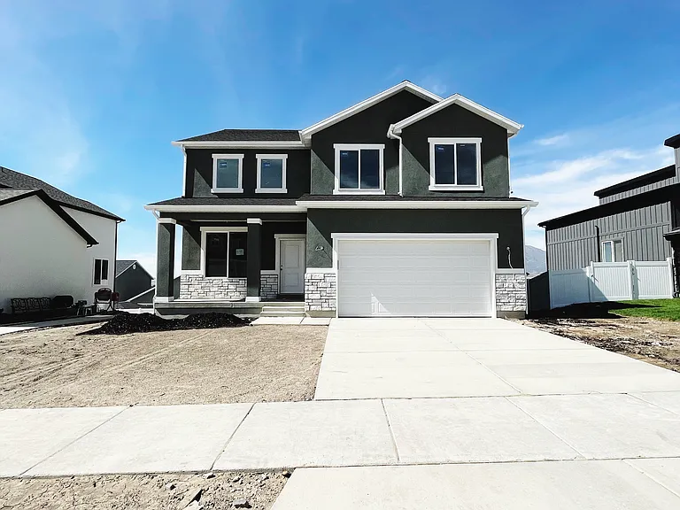 4177 N Mercur Dr — Photo 2