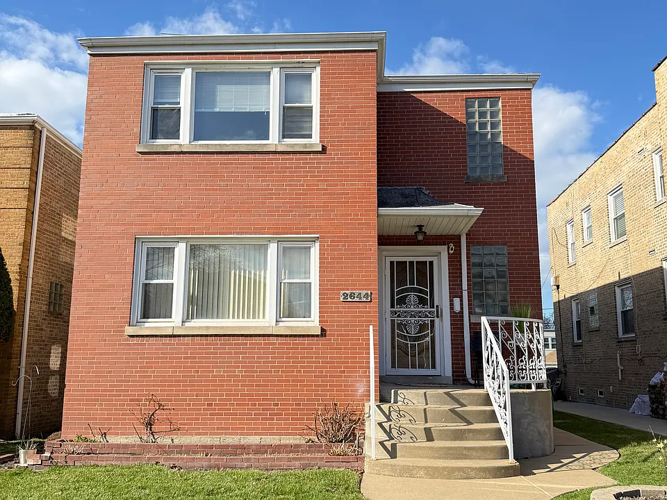 2644 W Balmoral Ave #2