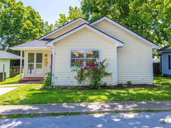 112 Liberty St, Nicholasville, KY 40356