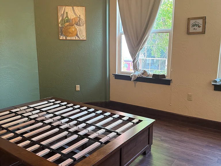 503 1st Ave N #202 — Photo 38