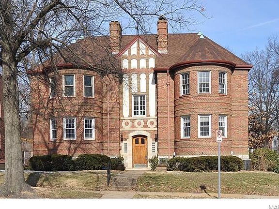 2nd image of 7801 Delmar Blvd APT 1E