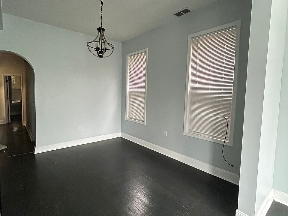 1st image of 1529 S Homan Ave #3