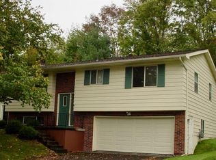 821 Zeggert Rd, Endicott, NY 13760