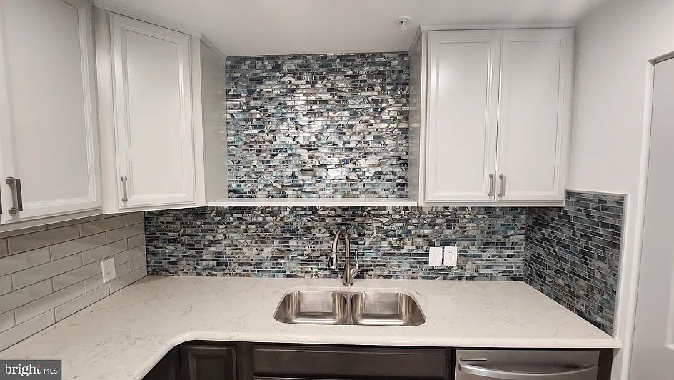 2 bed, 1.0 bath, 1514 sqft, $2,200 — Photo 2