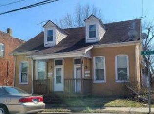 516 W C St, Belleville, IL 62220