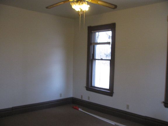 3rd image of 15899 Buckeye Dr