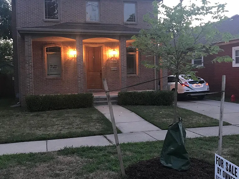 799 N Holbrook St — Photo 32