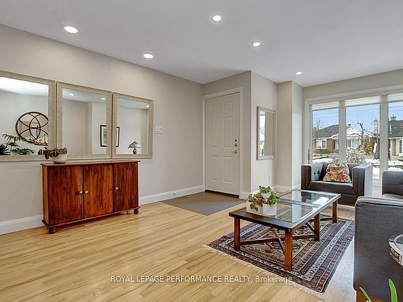 2nd image of 86 Presland Rd W