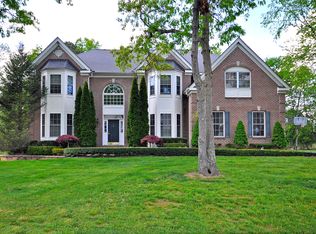 8 Monticello Ct, Morganville, NJ 07751