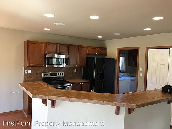 3rd image of 11424 186th St E