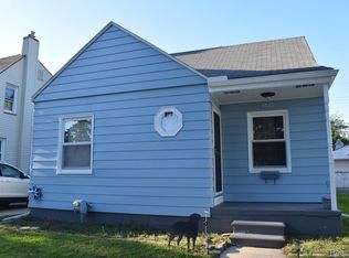 7527 Sterling St, Center Line, MI 48015