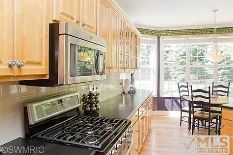 5th image of 2295 Tunnel Breeze Ct