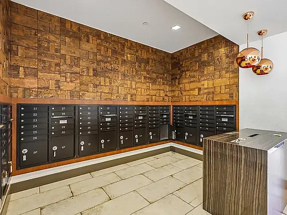 400 El Camino Real #210 — Photo 21