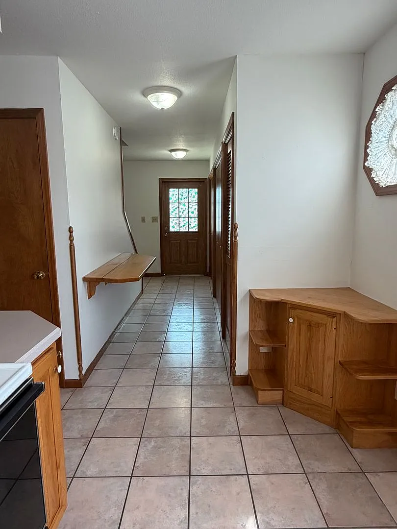 104 S Short Street — Photo 4