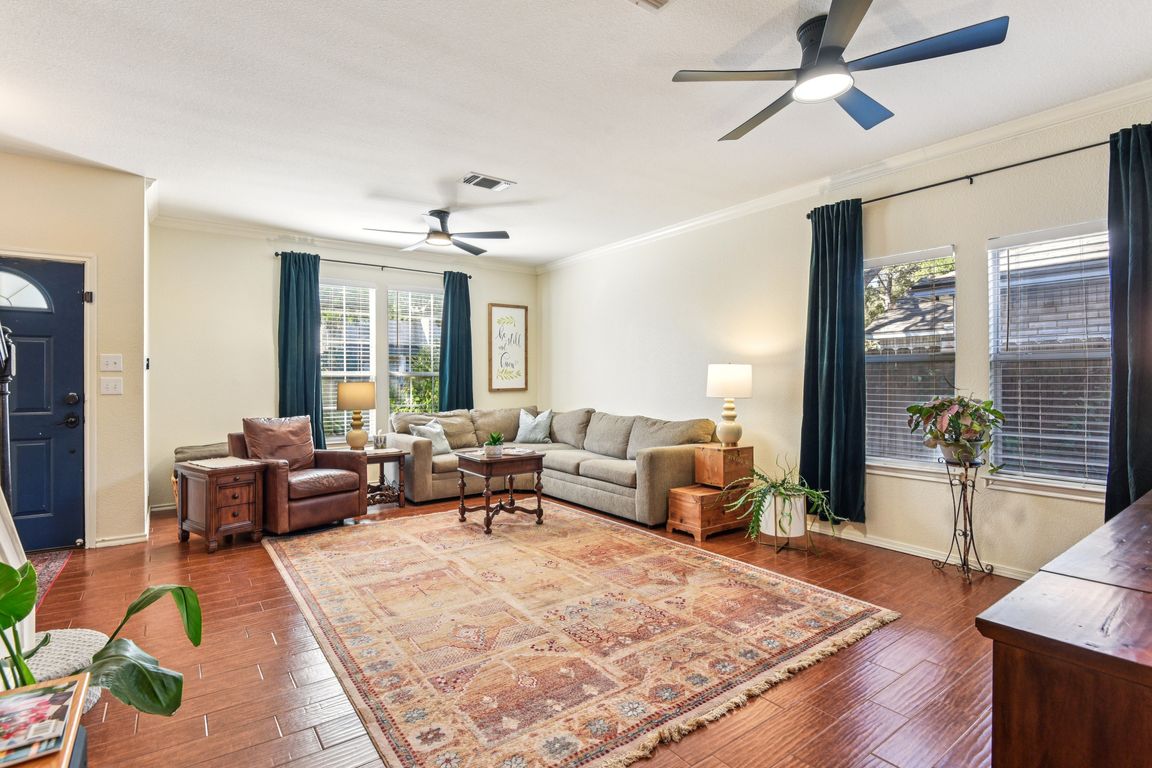 next background image