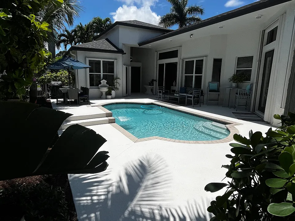 38 Lake Eden Dr