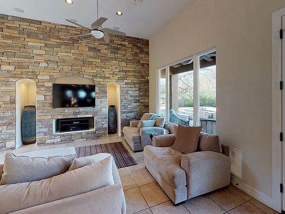 3rd image of 8476 E Gilded Perch Dr