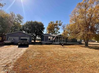 504 Hansen St, Jansen, NE 68377