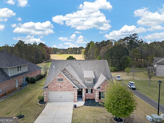 3rd image of 3349 Alhambra Cir