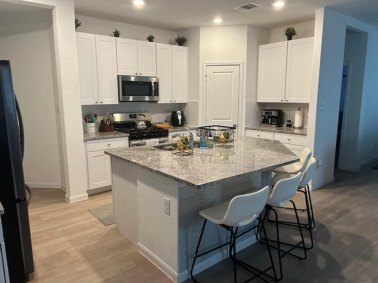6724 Arid Way — Photo 3