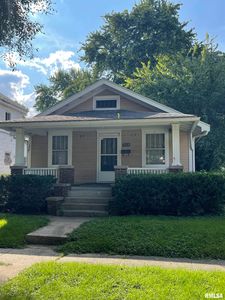 1725 S 1st St, Springfield, IL, 62704