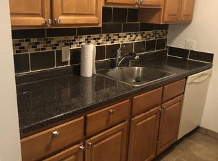 9491 Woodbridge Rd, Philadelphia, PA 19114