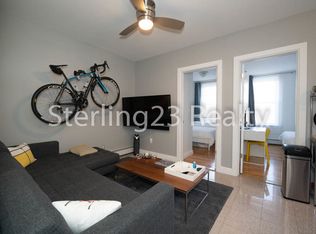 31-48 32nd St #3A, Astoria, NY 11106