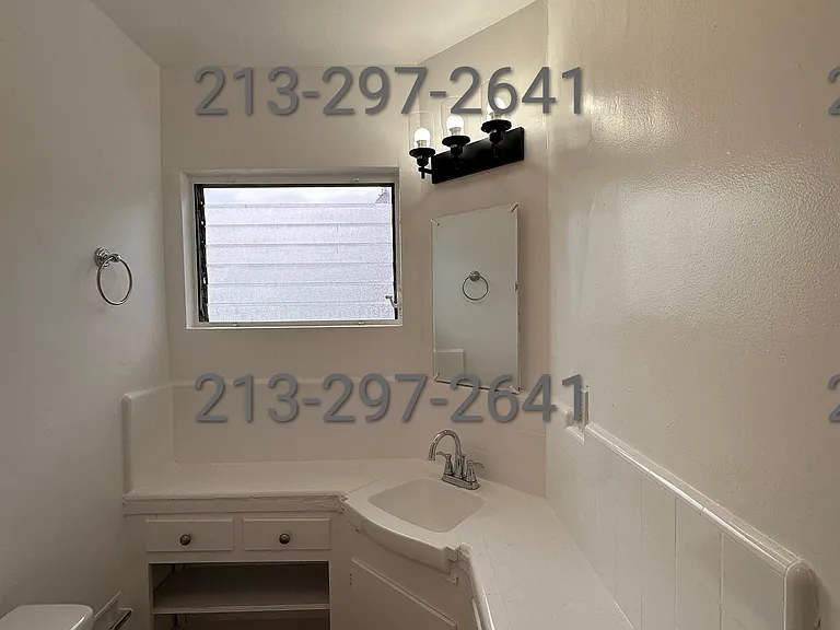 7262 Fountain Ave #2 — Photo 6