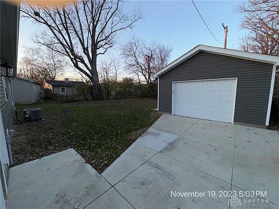 4th image of 3853 Ark Ave