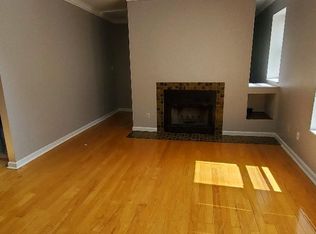5391 Pershing Ave APT E, Saint Louis, MO 63112