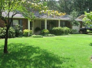 803 Longbow Dr SW, Decatur, AL 35603