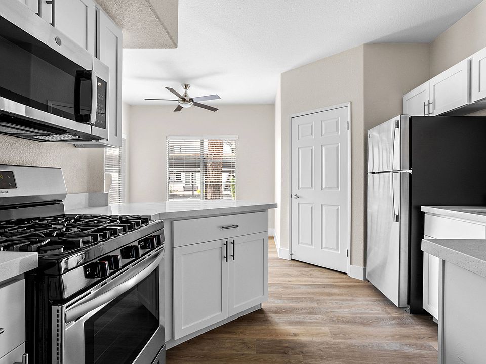 Kitchen 1 Bedroom/1 Bath Floorplan