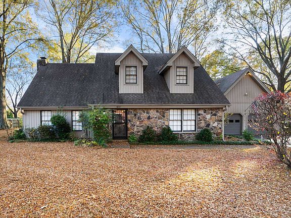 2nd image of 8227 Echo Hills Ln